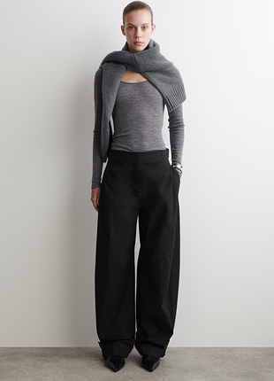 Брюки женские cos utility barrel-leg trousers / 36