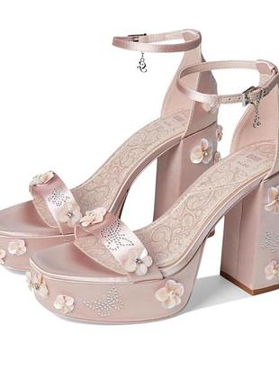 Босоножки 35р aldo