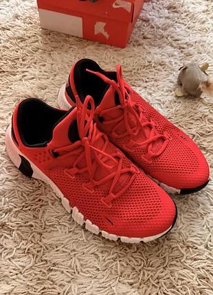 Nike free metcon 4 chile red