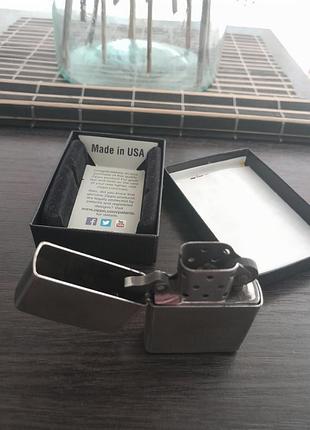 Зажигалка zippo оригинал