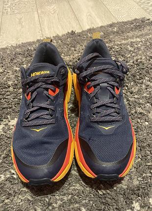 Кросівки hoka one one challenger atr 6 у фірмовій розцвітці outer space/radiant yellow  40 розмір 25.5 см