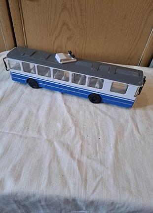 Игрушки автобус машины