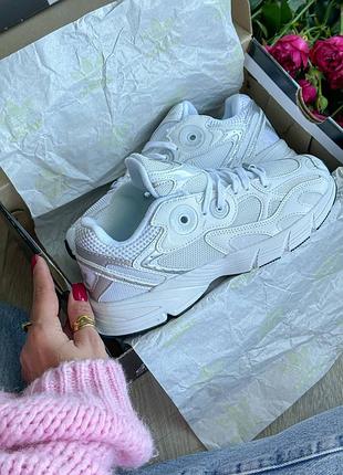 Стильные женские кроссовки adidas astir white/silver