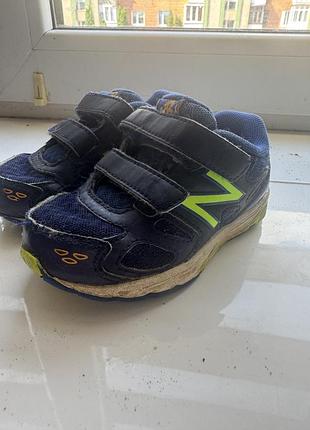 Кросівки new balance