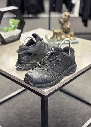Чоловічі трекінгові кросівки salomon xa pro 3d v9 gtx (модель l47270100) у повністю чорному кольорі.