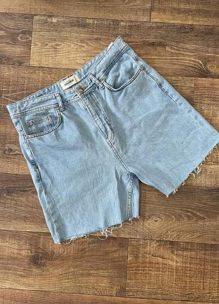 Жіночі джинсові шорти pull&bear, розмір 42 (m)