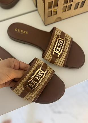 Шлепки guess ,сандалі