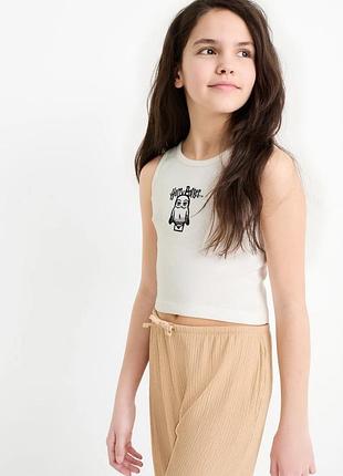 Майка на дівчинку 5
