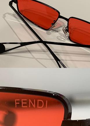 Вінтажні окуляри fendi з червоними лінзами