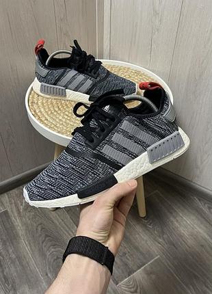 Чоловічі кросівки adidas nmd_r1 42р.