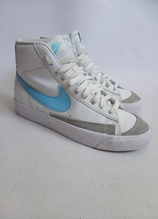 Кожаные кроссовки nike
