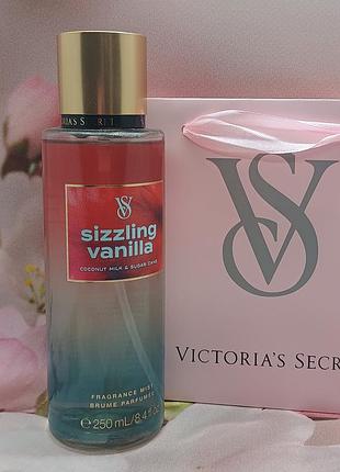 Парфюмированный мист для тела и волос sizzling vanilla victoria’s secret.
оригинал из сша