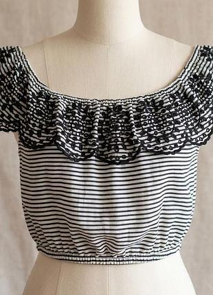 Дуже гарний топ .miss selfridge 8(36)