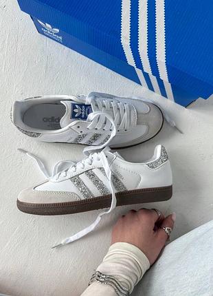 Стильні жіночі кросівки adidas samba glitter silver