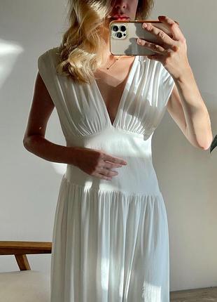Шикарна довга біла максі сукня з драпіюванням  zara
💃💃💃💃💃💃💃💃💃💃💃