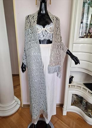 Ажурный палантин brunello cucinelli (bicolor). коллекционный оригинал