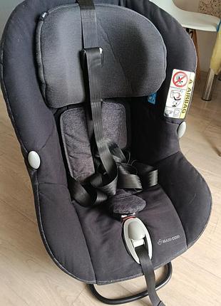 Автокрісло maxi-cosi milofix isofix (0-18 кг) чорне
