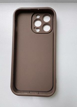 На iphone 13 pro 3