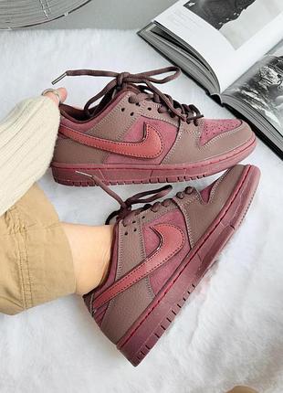 😍 кросівки жіночі nike sb dunk low city of love burgundy crush