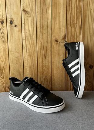 Чоловічі чорні класичні кеди взуття кросівки adidas neo