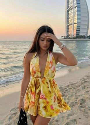 Літня міні сукня zara м в квітковий гаммі