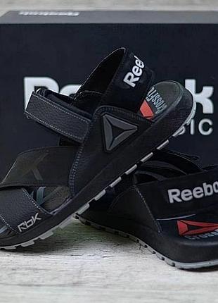 Сандали reebok кожаные черные 40