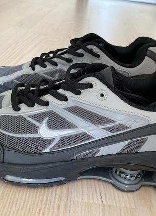 Кросівки nike supreme