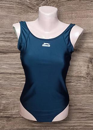 Купальник суцільний в чорному кольорі slazenger