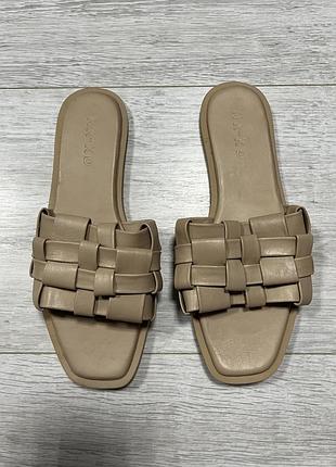 Шкіряні шльопанці na-kd