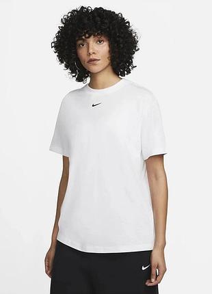 Оригінальна футболка nike