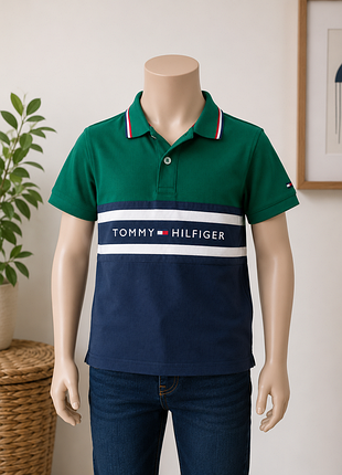 Поло tommy hilfiger для хлопчика, ріст 140 в ідеальному стані