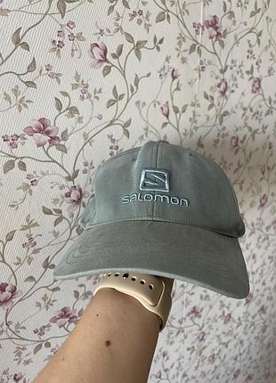Кепка сіра salomon originion