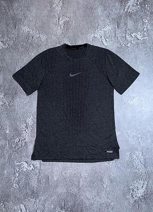 Спортивна футболка nike pro dri-fit adv розмір s оригінал сіра чоловіча