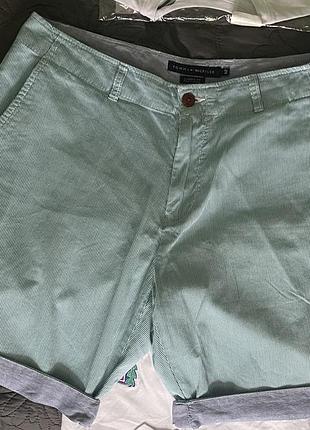 Шорти tommy hilfiger в смужку classic fit, розмір 32 (w32)