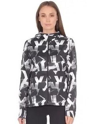 Спортивна вітровка adidas