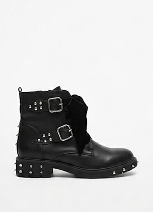 Шкіряні черевики mango з заклепками, пряжками та бантом (biker boots), р. 36