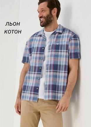 Лляна чоловіча сорочка в клітку з короткими рукавами