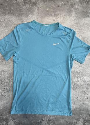 Футболка nike running (s)
