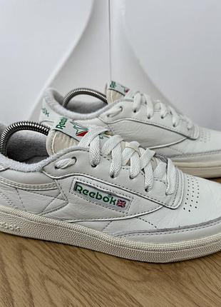 Оригінальні шкіряні кросівки reebok