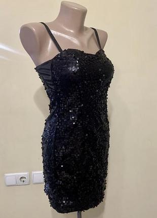 Чорне плаття h&m з паєтками  розмір 34/4