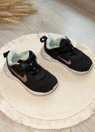 Кросівки nike для дитини, розмір 23,5 (устілка 14,5 см)