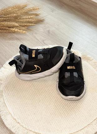 Кросівки nike для дитини, розмір 25 (устілка 14 см)