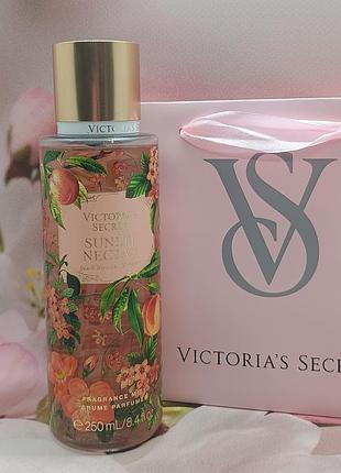 Парфюмированный мист для тела и волос sunlit nectar victoria’s secret.
оригинал из сша