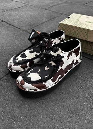 Оригінальні черевики brain dead x clarks desert nomad cow print оригинальные ботинки коровʼячий принт