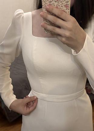 Гарна сукня