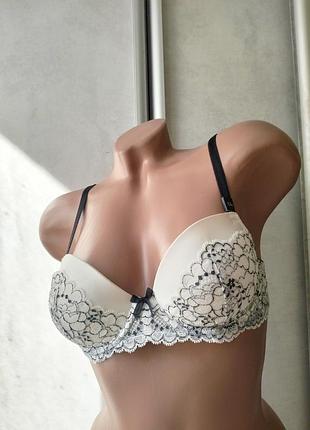 Бюстгальтер victoria's secret xs/s 70 c