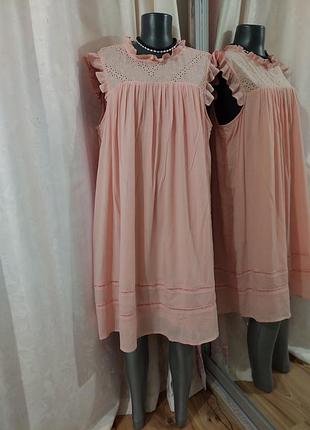 Ніжне з прошвою сукнею 👗