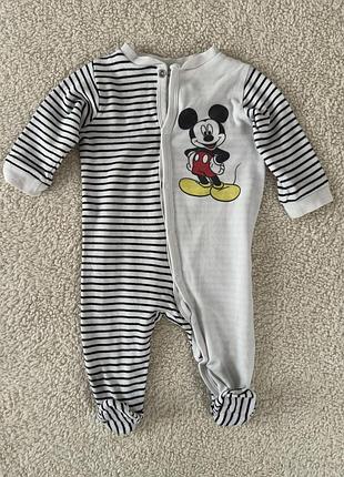 Чоловічок h&m disney mickey mouse 🖤
