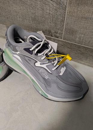 Li-ning infinity 9