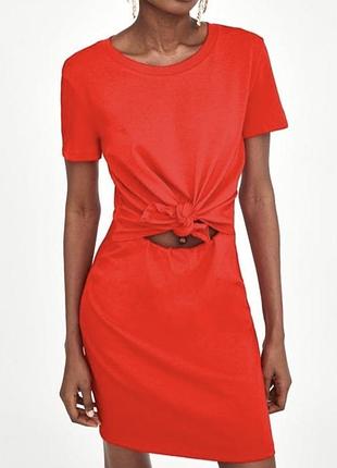 Коротка червона сукня zara